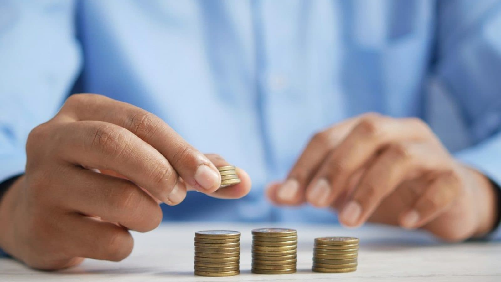 Does a Debt Consolidation Loan Hurt Your Credit? The Card-to-Loan Switch Explained